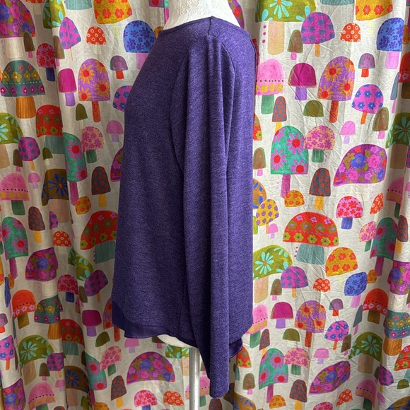 Lands’ End Long Sleeve Top. Medium - Picture 5 of 8